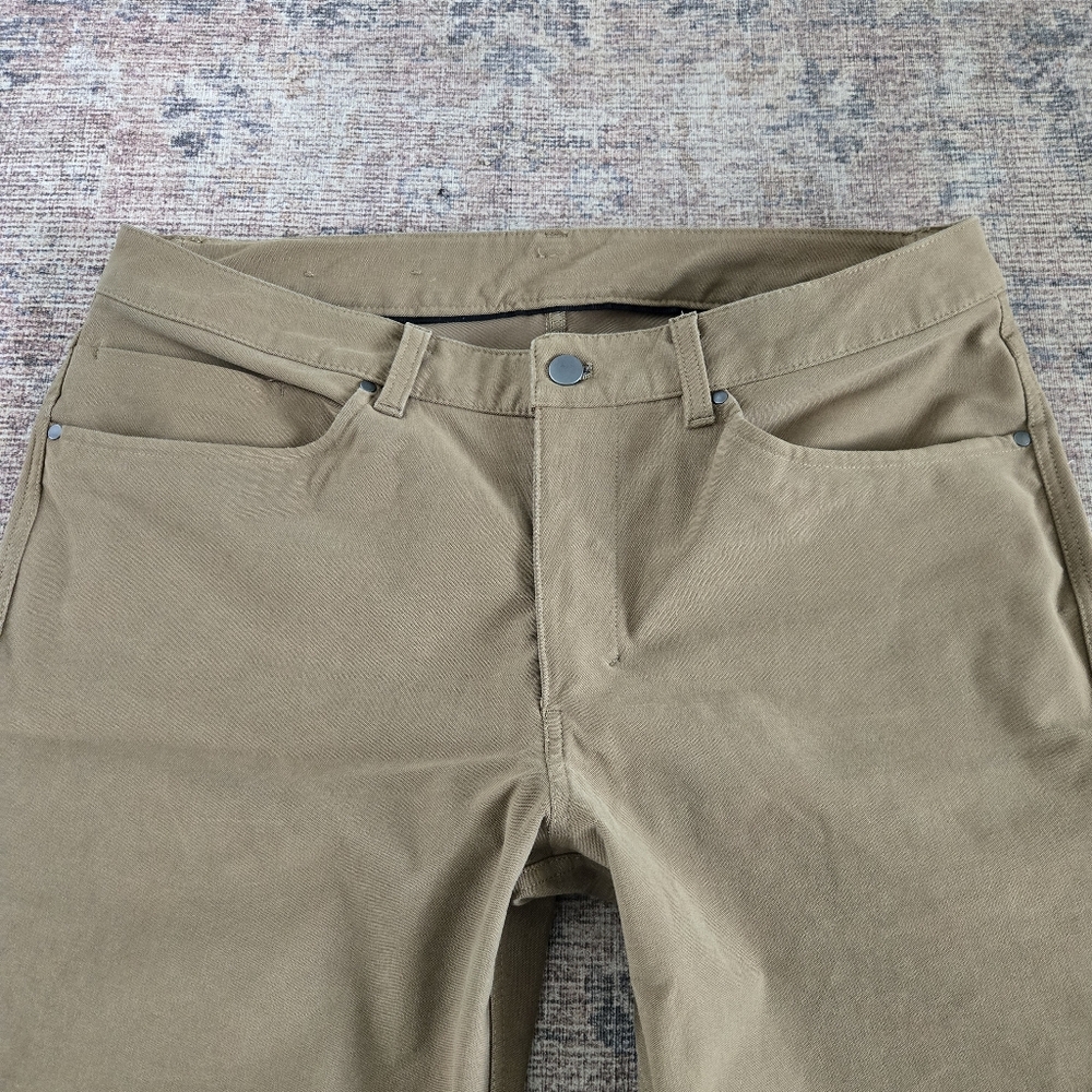 Lululemon ABC Pant Slim Men's Casual Dress Pants Utilitech 32" Khaki Tan Size 34 - Picture 3 of 8